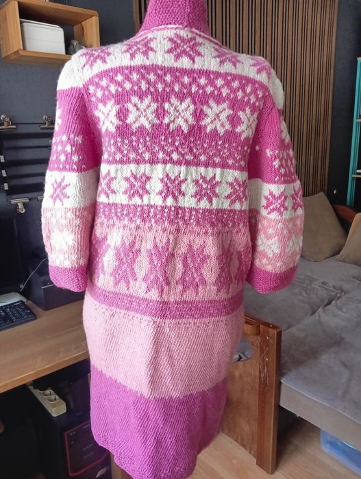 Кардиган вязаный