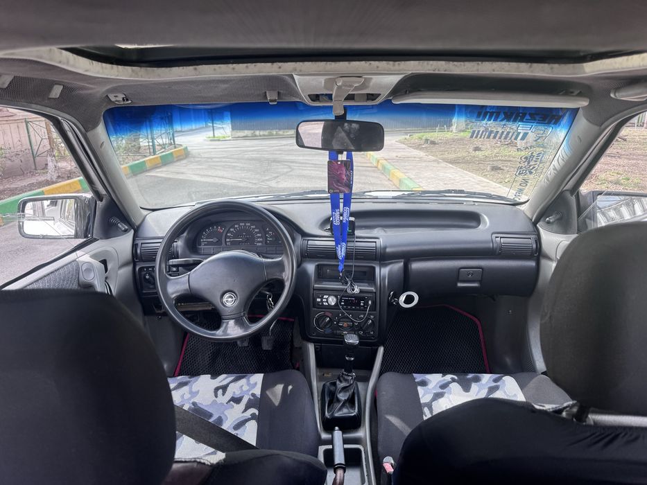 Продам  автомобиль opel astra 1992