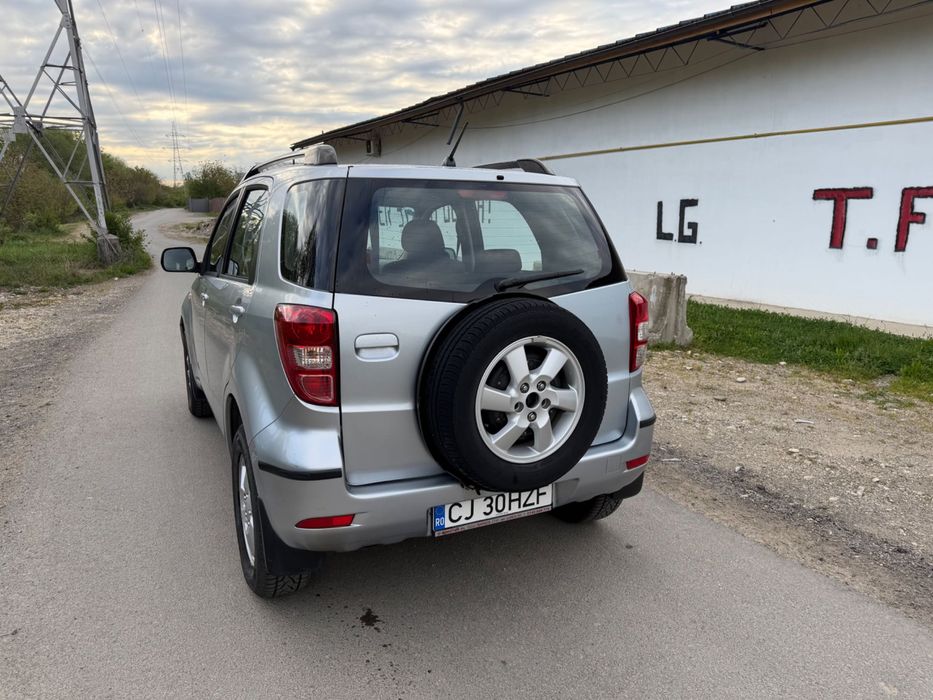 Vand Daihatsu Terios. 4X4. Fara rugina.