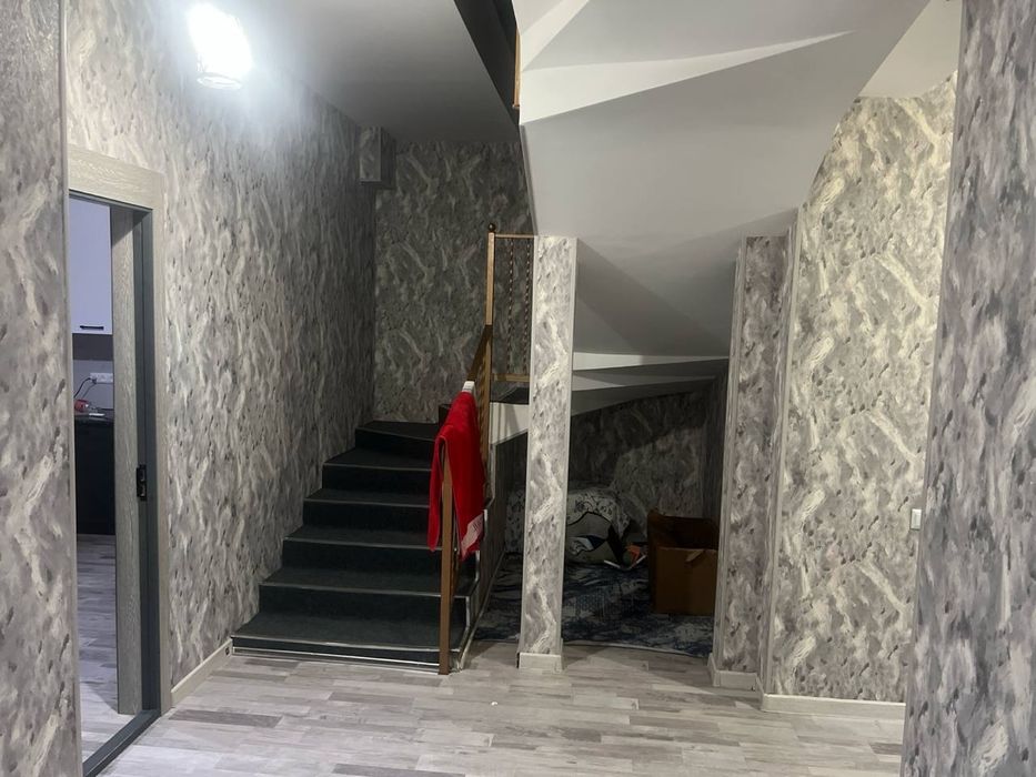 2 xona kvartira quruvchilar metrosida