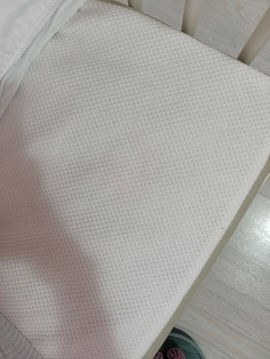 Матрак IKEA за бебешка кошара + кошара IKEA