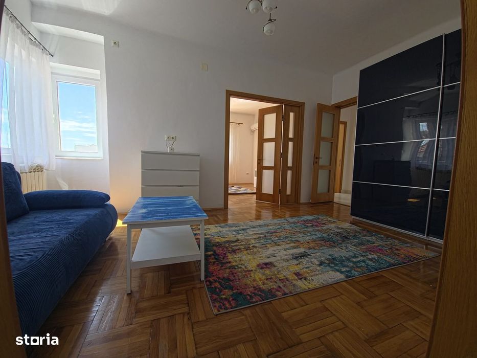 Chirie Termen Lung  3 Camere  Centrul Vechi