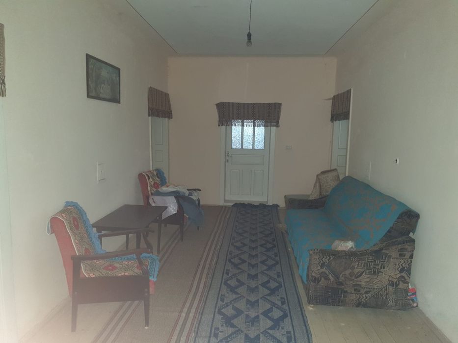 Casă si anexe Tămășești