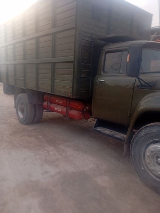 Йук автамабили ЗИЛ хамма жойи ало даражада хайдидиган одам керак фа