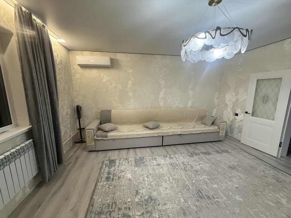 Продам 2 дома на одной теретории.