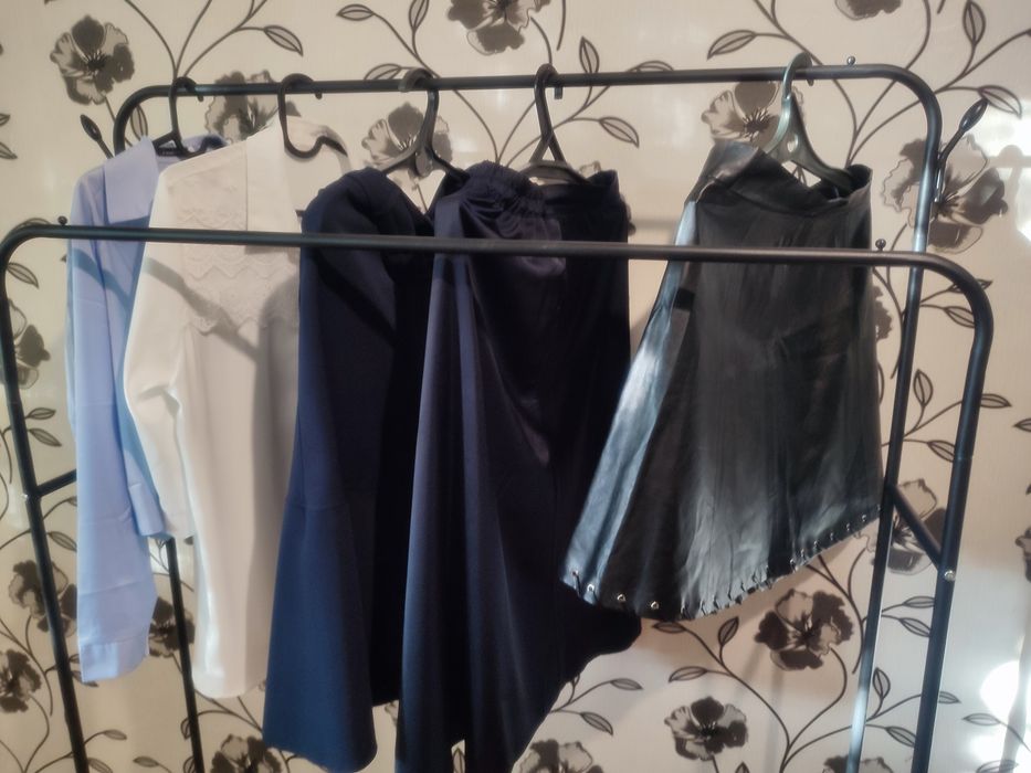 Юбки школьные офисные