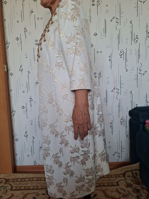 Продам платье в хорошем состоянии