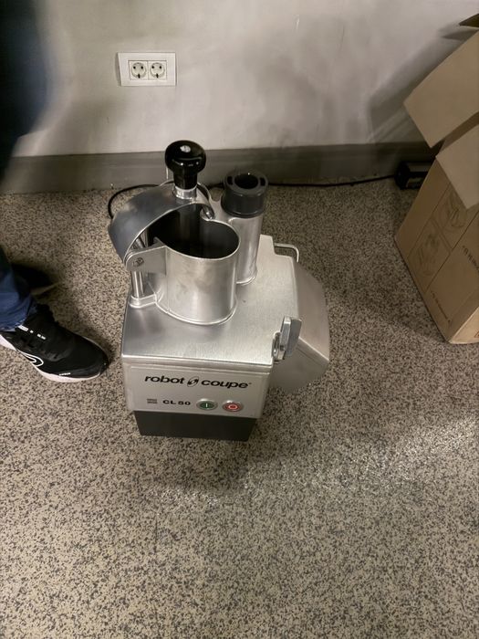 Robot legume nou profesional
