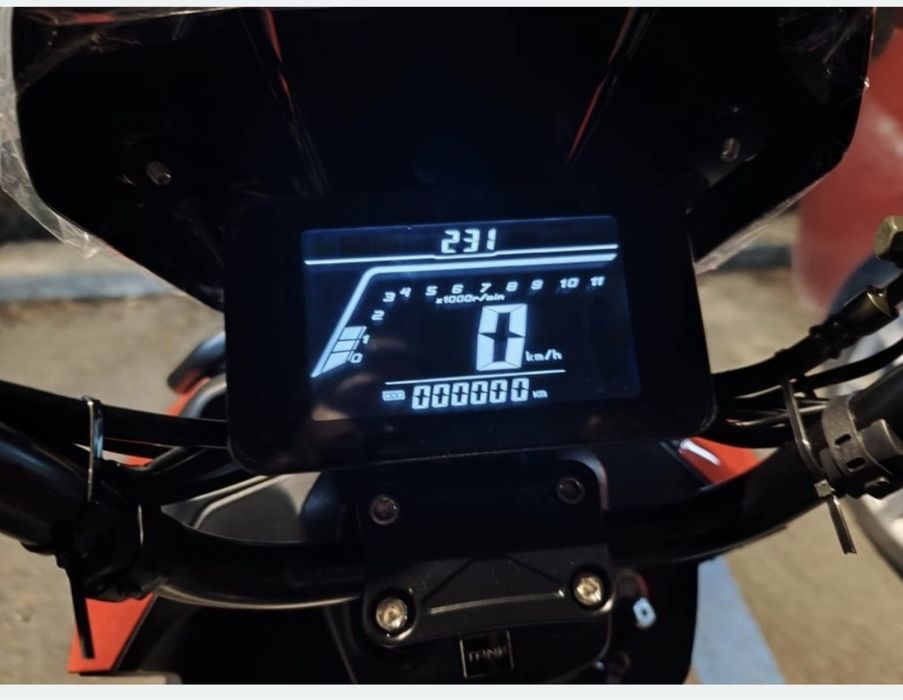 Scuter 45 km/h – NOU – Se conduce cu permis B sau AM