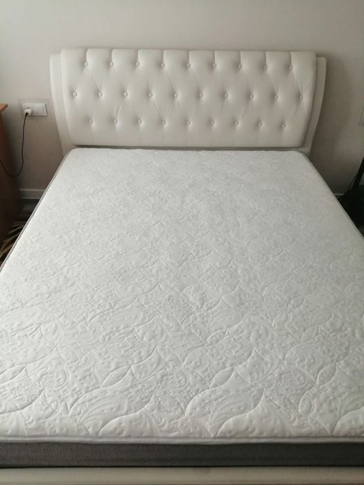 Продаю матрас.топпер.1.6*2.0