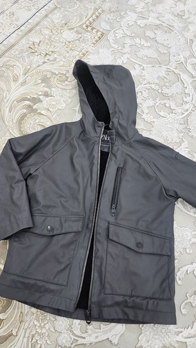 Куртка на весну на 7-10 лет