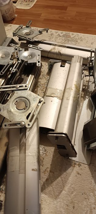 Кронштейны, крепления для проекторов