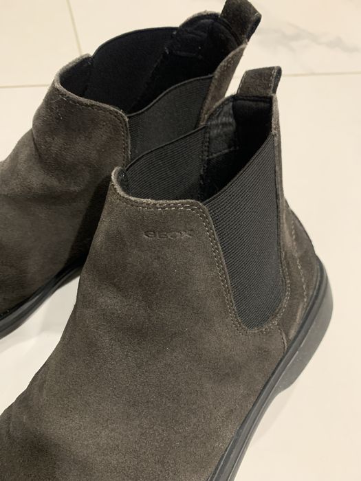 Мъжки оригинални боти GEOX  размерът е 42