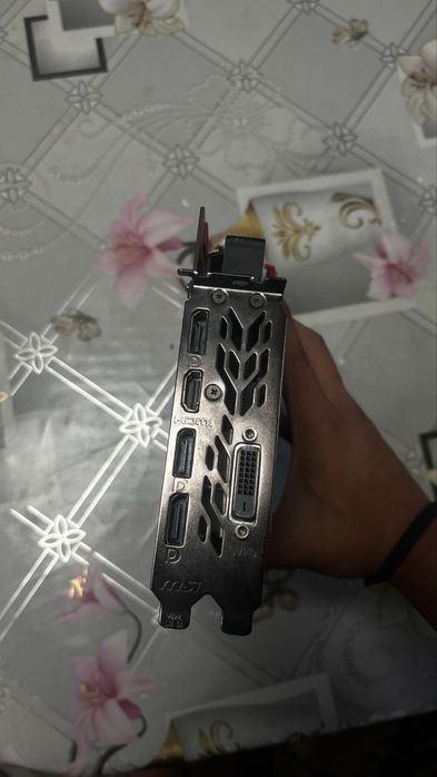 продаю видеокарту NVIDIA GTX 1070 8gb
