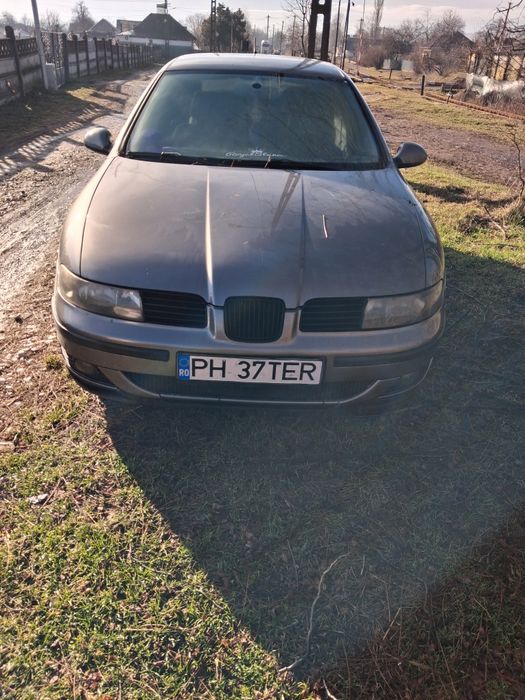 Seat leon detalii in privat