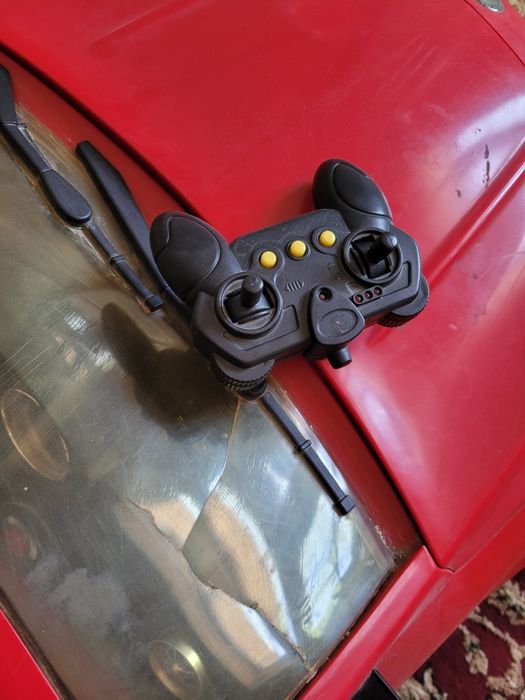 Срочно детская машина.