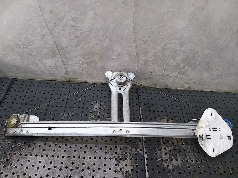 Macara manuala stanga fata dacia logan ls facelift