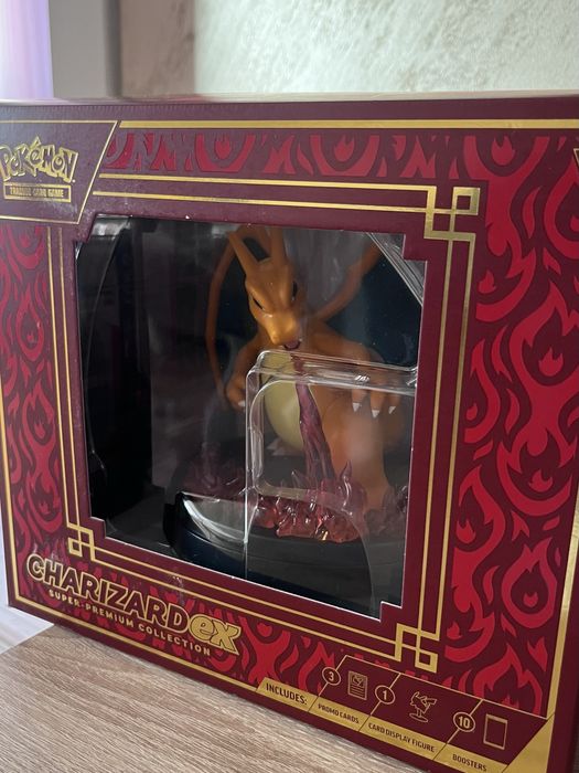[ОРИГИНАЛНА] Pokémon Charizard фигурка