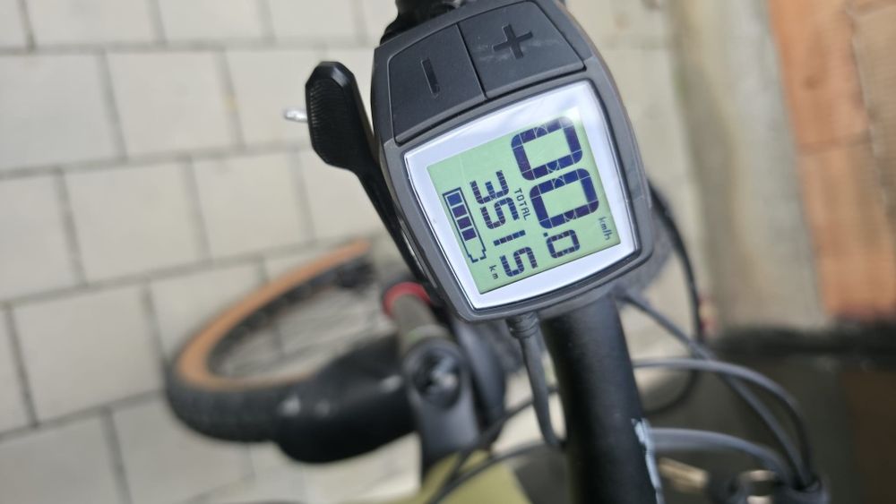Bicicletă electrică carbon full suspension L