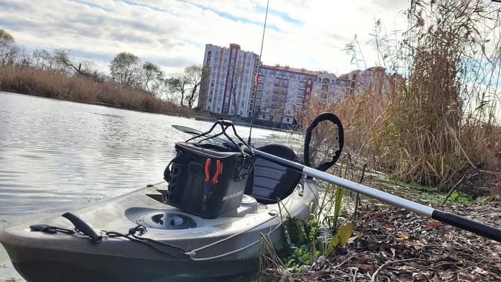 Риболовен Каяк - Камуфлаж