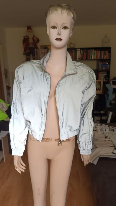 Vand 3 geci diferite/ 20 ron bucata