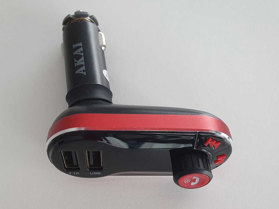 Modulator FM cu Bluetooth Akai FMT-66B (incarcator USB 5V 2.1A/ 10.5W)