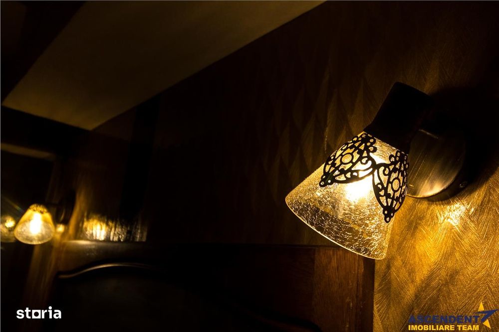 FILM! Constructie rustica tip Casa Verde, cu parau si panorama impresi