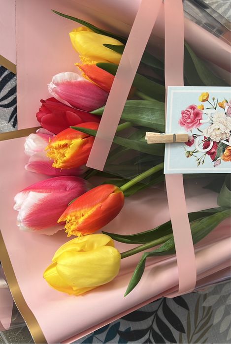 Тюльпаны опт ( крупные ) поставка 1/2 марта предзаказ