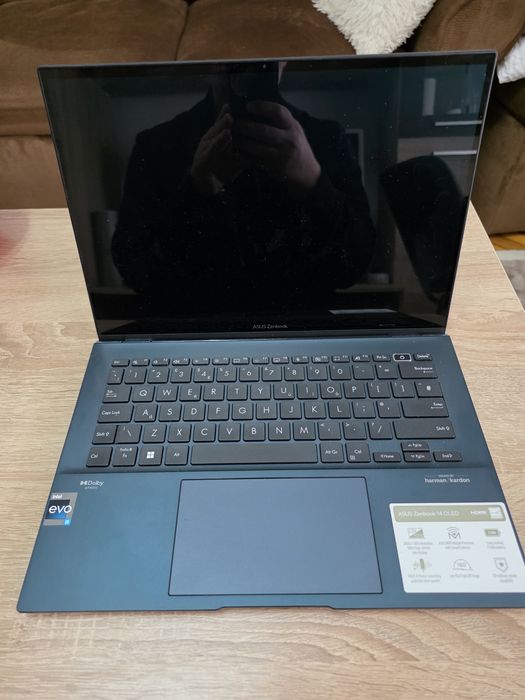 Asus Zenbook 14" OLED touch ca nou