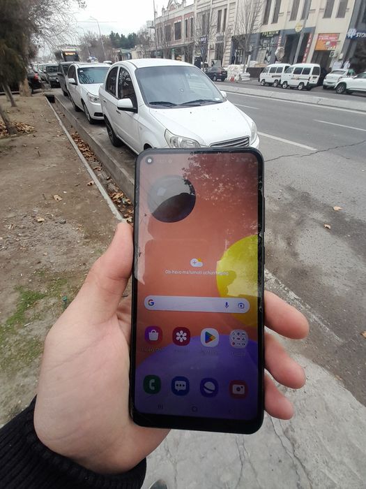 Samsung a11 telefon yaxshi
