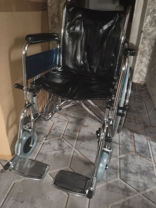 Инволидная коляска