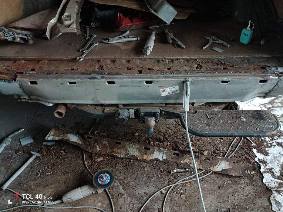 теникиджийски услуги