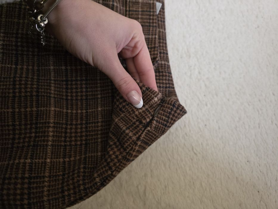 Fustă scurta de Iarnă in carouri maro, cu lână,  L, Up2fashion