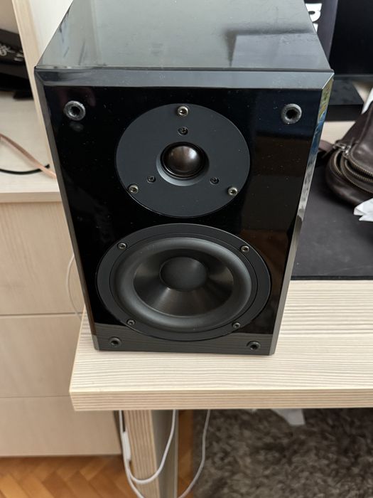 Yamaha RX-E810 + Yamaha NX-E400 + Reciever BT Logitech
