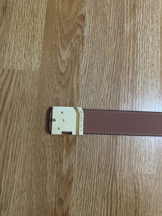 Vand curea Louis Vuitton