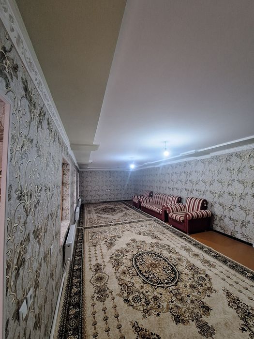 Olmazor Tumanida uy sotiladi 6 ta xonali