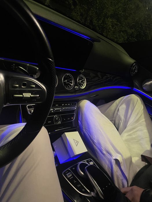 Transport luxury pentru evenimente, business și momente speciale