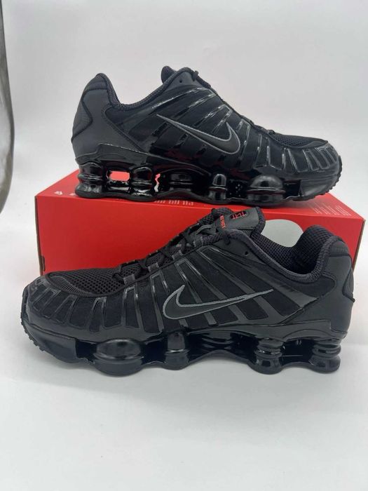Обувки NIKE  Air Max Plus  Shox BLACK + КУТИЯ / 40 - 45 НОМЕР