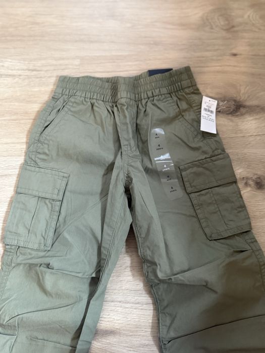 Детски долнища/ дънки 4-5 години