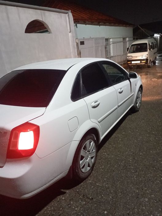 Lasetti metan gaz 2012yil