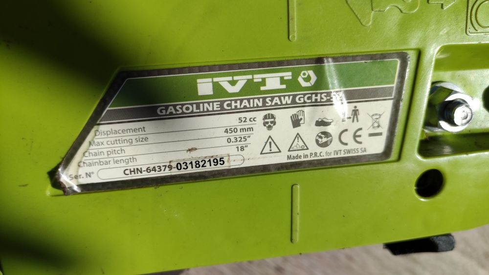 Продам бензопилу IVT