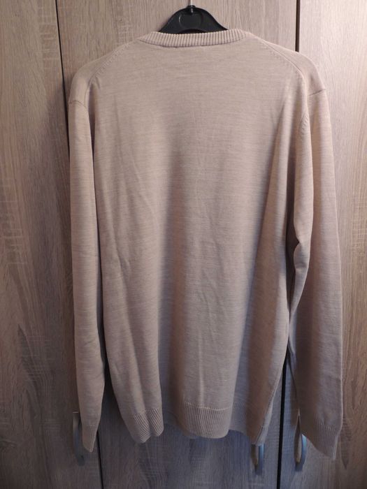 Pulover bej AC&Co – mărimea L