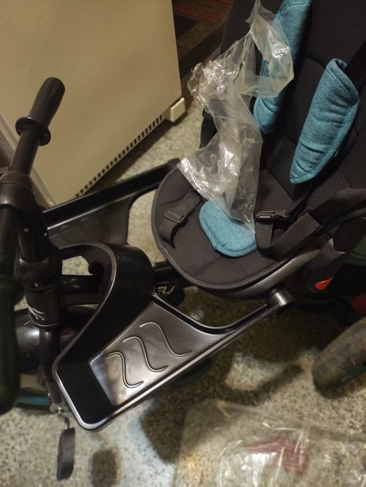 Триколка детска количка в Перфектно състояние