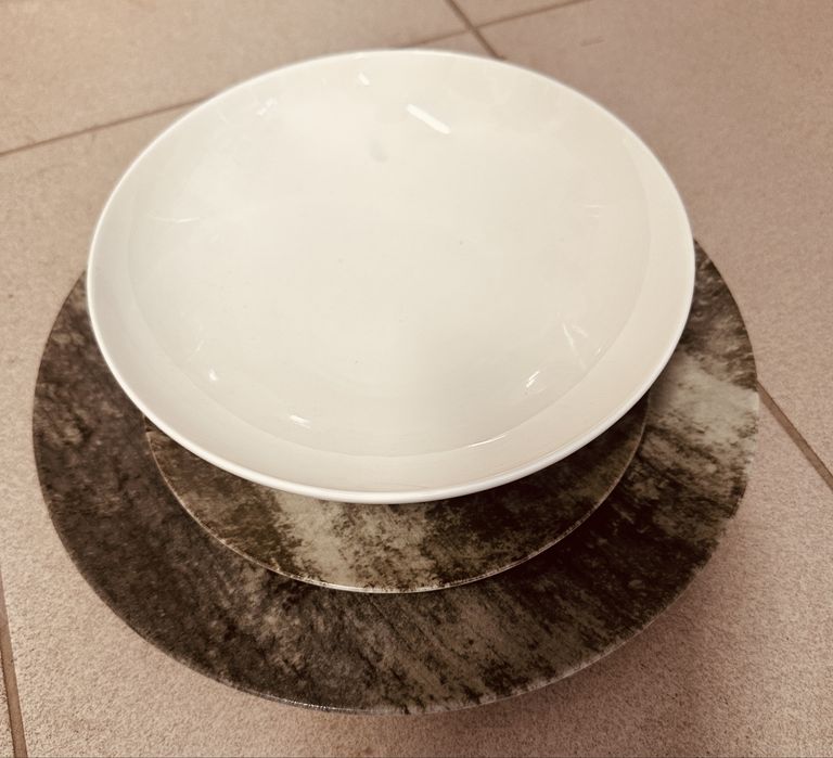 Vand farfuri portelan