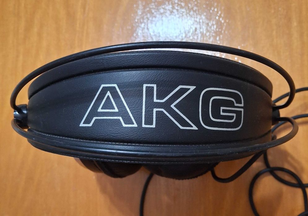 Продам винтажные австрийские AKG K 270 Playback