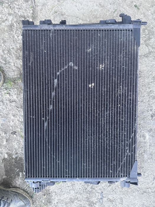 Климатичен/Воден радиатор + Перки за опел виваро рено трафик 2.0 115hp