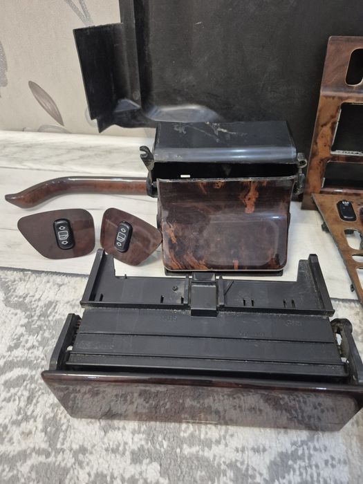 Дерево на Мерседес W210