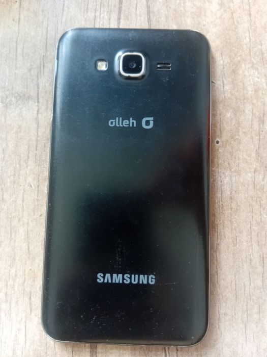 Samsung Galaxy J7 / Telefon