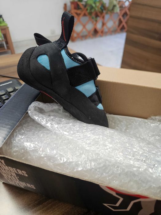 Red Chili  Nano VCR EU28 детски еспадрили за катерене.