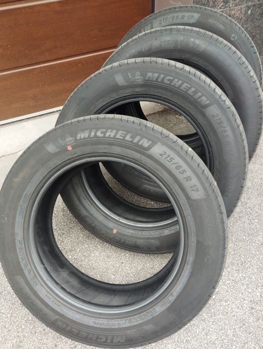 Michelin primacy 4  215/65 r17
